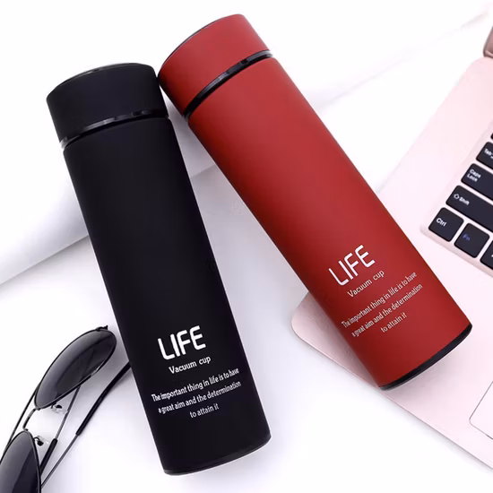 Doule mur affichage de la température LED Smart Thermos garder au chaud froid isotherme fiole à vide OEM Logo personnalisé 500 ml